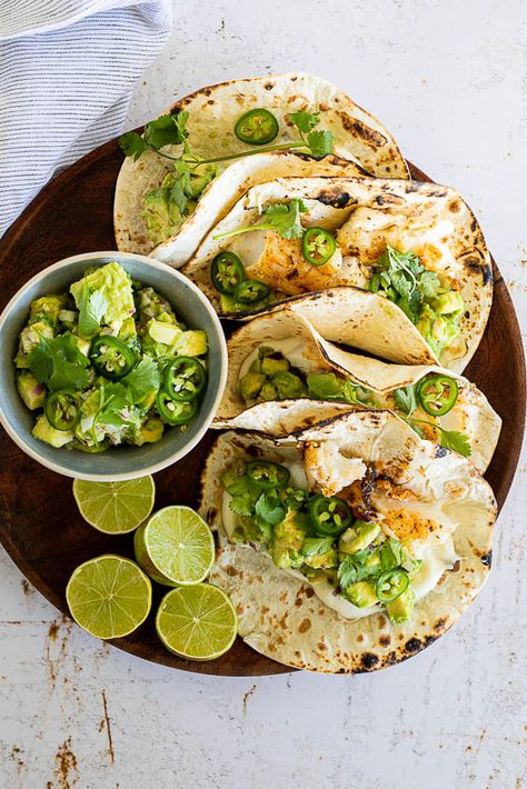 Sides With Tacos, Dump Recipes, Grilled Recipes, Grilled Fish Tacos, Fish Taco, Fish Tacos Recipe, Grilled Eggplant, How To Cook Fish, Avocado Salsa