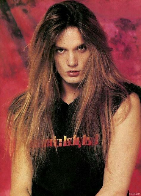 Skid Row Band, Metalhead Guy, Hair Metal Bands, 80s Hair Bands, Skid Row, Sebastian Bach, Boys Long Hairstyles, Glam Metal, Mötley Crüe