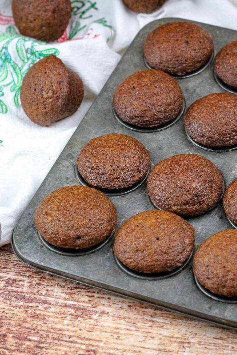 Jason Deli Gingerbread Muffins, Mini Gingerbread Muffins, Jasons Deli Ginger Muffins, Gingerbread Bites, Gingerbread Muffins Recipe, Jasons Deli, Mini Recipes, Prune Recipes, Ginger Muffins