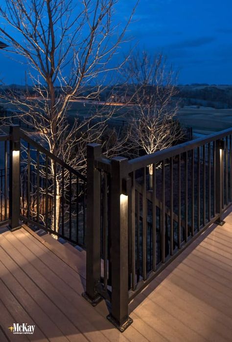 Stair Lighting Ideas, Outdoor Deck Lighting Ideas, Outdoor Deck Railing, Railing Lighting, Deck Lighting Ideas, Exterior Stair Railing, Deck Stair Lights, Outdoor Deck Decorating, Deck Post Lights