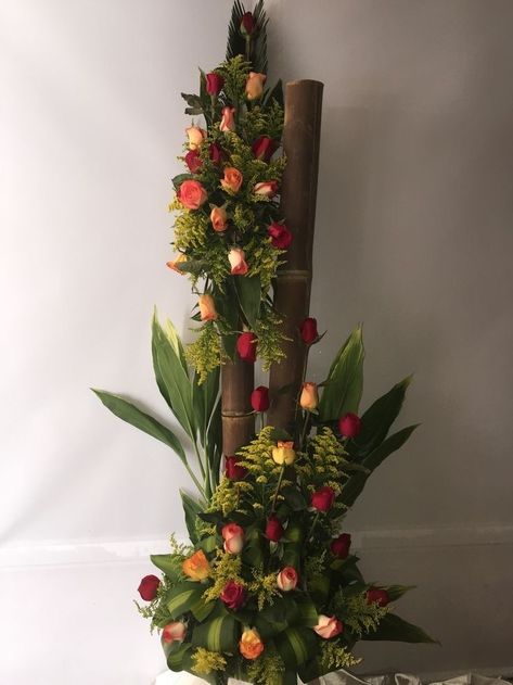 Glass Decor Ideas, Floral Art Arrangements, Church Wedding Flowers, Tropical Floral Arrangements, Tropical Flower Arrangements, Large Flower Arrangements, Church Flower Arrangements, Ikebana Flower Arrangement, Creative Flower Arrangements