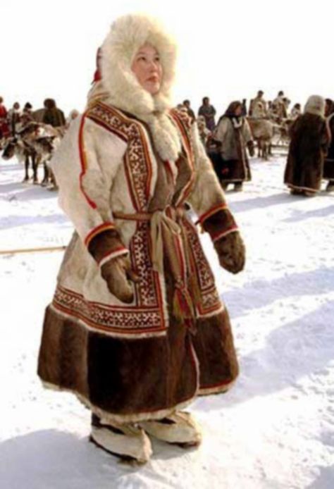 This image represents cultural adaptation because the Inuit woman is wearing animal furs in order to adapt to the cold environment. Inuit Clothing Drawing, Arctic Clothing, Inuit Clothing, Inuit People, Winter Festival, Cold Weather Outfits, Drawing Clothes, Traditional Fashion, Folk Costume