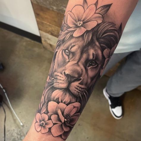 🦁Lion and Flowers 💐 by Sarah @sarahmichs Sarah's books are closed for new projects! Give her a follow! Keep your eyes open for when her books reopen! CRIMSON EMPIRE TATTOO 📞 780-488-5070 ✉️ info@crimsonempiretattoo.com 📍 Summerside Area - Edmonton, Alberta, Canada 📅 Established 2007 🚘 Free Parking in Front of Our Shop 💲 We Accept Debit, Credit and Cash 😀 ALWAYS FREE CONSULTATIONS Meaningful Arm Tattoos Men, Lion With Butterfly Tattoo, Lion With Butterfly, 2007 Tattoo Ideas, Lion Eyes Tattoo, Lion Tattoo For Women, Black People Tattoos, Empire Tattoo, Arm Sleeve Tattoos For Women