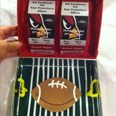 A DIY football field box with Game tickets as a special celebration gift. Diy Football Field, Football Game Gift, Football Shaped Foods, Football Party Games, Football Diy, Football Crafts, Football Ticket, Game Tickets, Disney On Ice