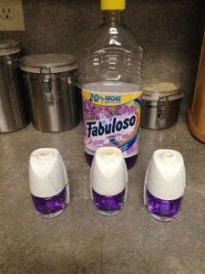 Add Fabuloso to an empty plug-in for instant fragrance - too cool! Air Wick Refill Diy, Casa Clean, Diy Air Freshener, House Smell Good, Wedding On A Budget, Diy Cleaning Hacks, Diy Home Cleaning, Green Converse, Budget Planer