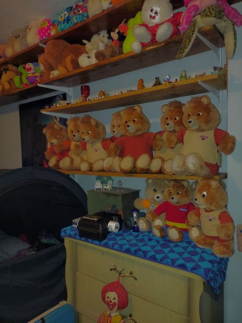 80s Room, 80s Bedroom, Teddy Ruxpin, Suburban Mom, Talking Toys, Primary Colours, 90s Toys, Computer Room, In My Room