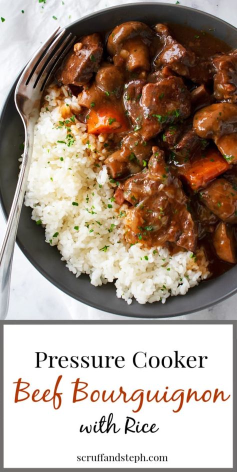 French Beef Bourguignon, Beef Bourginon, Pressure Cooker Beef, Crockpot Express, Family Meal Prep, Best Pressure Cooker, Electric Pressure Cooker Recipes, Pearl Onions, Ninja Recipes