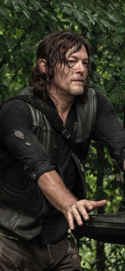 #tvshows #tv #tvshow #tvseries #movies #netflix #love #series #actor #s #television #actress #movie #film #comedy #friends #suhasi #funny #hollywood #cinema #instagram #instagood #drama #hbo #music #films #follow #like #entertainment #netflixseries Daryl Twd Wallpaper, Norman Reedus Wallpaper, Daryl Dixon Wallpaper, Darryl Dixon, Walking Dead Wallpaper, Daryl Twd, Twd Memes, Walking Dead Daryl, Fear The Walking