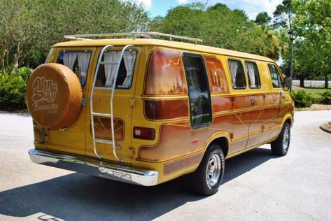 Dodge Van For Sale, Custom Vans For Sale, Dodge Tradesman, Road Trip Van, Customised Vans, Old School Vans, Dodge Van, Day Van, Panel Truck