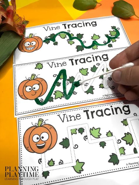 Preschool Harvest Activities, Pumpkin Themed Activities, Preschool Lesson Plans Themes, Pumpkin Activities Kindergarten, Preschool Harvest, Pumpkin Math Activities, Halloween Theme Preschool, Preschool Pumpkin, Tracing Preschool