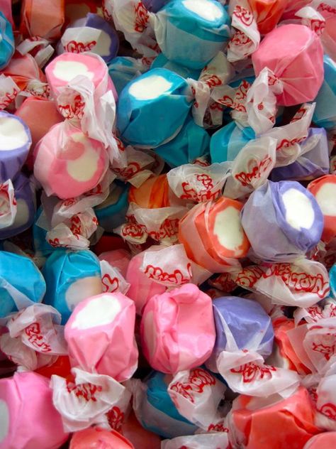 Salt Water Taffy Saltwater Taffy Aesthetic, Salt Water Taffy Aesthetic, American Dessert, Saltwater Taffy, Themed Wallpapers, Marble Iphone Wallpaper, Salt Water Taffy, Beloved Summer, American Desserts