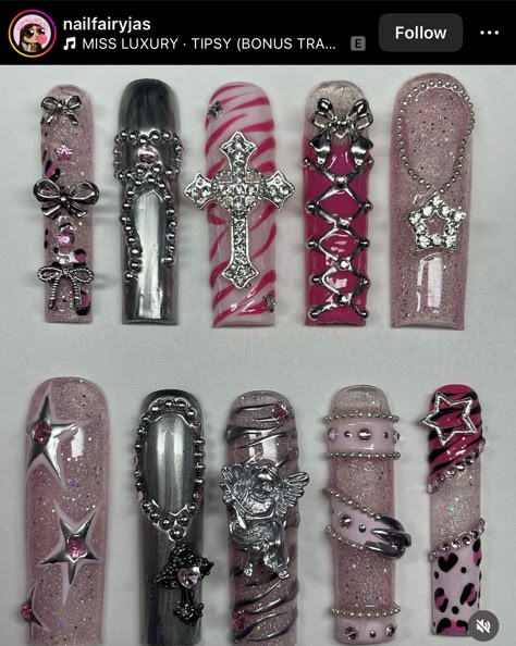 Scary Nail Designs, Blue Diamond Nails, Corset Nails, Punk Nails, Goth Nails, Grunge Nails, Girly Acrylic Nails, Nails Only, Unique Acrylic Nails