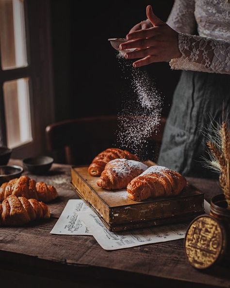 Croissants photography and styling. Croissants Photography, Pastries Photography, Croissant Photography, Aesthetic Food Photography, Dark Food, Dark Food Photography, Photography Styling, Aesthetic Food, Food Photography