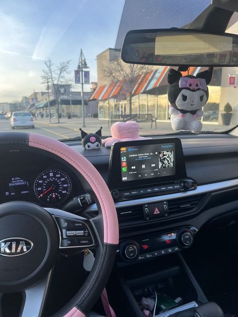 Hello Kitty Car Accessories, Pink Car Accessories, Hello Kitty Car, Girly Car Accessories, Car Deco, Cool Car Accessories, Girly Car, Dream Cars Jeep, Car Essentials