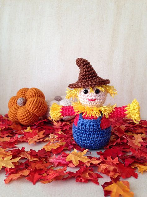 Fall Crochet Patterns Free, Scarecrow Pattern, Thanksgiving Crochet Patterns, Crochet Fall Decor, Thanksgiving Crochet, Pumpkin Patterns, Fall Crochet Patterns, Crochet Cat Pattern, Halloween Crochet Patterns