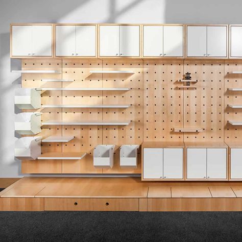 Plywood Retail Display, Modular Wall Shelf System, Modular Retail Display System, Pop Up Bookshop, Craft Wall Storage, Retail Wall Displays, Off White Store, Retail Storage, Merchandising Ideas