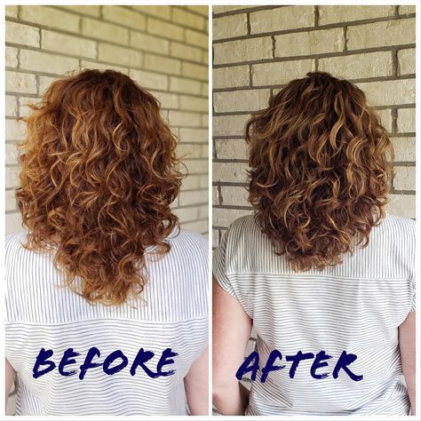 Deva Cut - Is it worth it? If you are a curly hair girl like me, you have most likely heard of Deva Curl products and Deva Stylist. After a… Curly Hairstyles For Medium Hair, Long Layered Curly Hair, Long Natural Curly Hair, Layered Curly Hair, Haircut Types, Medium Curly Hair Styles, Hairstyles For Medium Hair, Haircuts For Curly Hair, Curly Girl Hairstyles