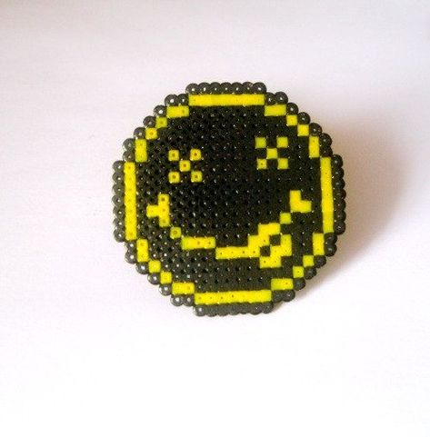 Logo Perler Beads, Bread Logo, Smiley Face Logo, Nirvana Smiley Face, Beads Brooch, Melt Beads Patterns, Hamma Beads Ideas, Melty Bead Patterns, Pearl Beads Pattern