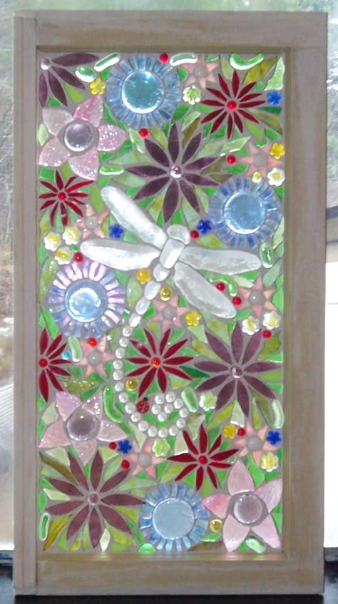 <3 Mosaic Windows, Repurposed Windows, Glass Painting Designs, Glass Window Art, Mosaic Stained, Mosaic Madness, Mosaic Flowers, Mosaic Projects, Stained Glass Projects