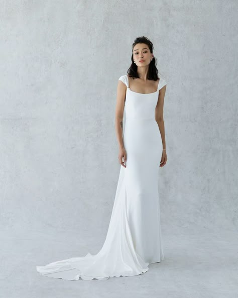 New Alexandra Grecco Wedding Dresses Minimalist Wedding Dresses Short Sleeve, Simple Wedding Dress Summer, Silk Sheath Wedding Dress, Cottage Wedding Dress, Silk Crepe Wedding Dress, Alexandra Grecco, Short Sleeve Wedding Dress, Wedding Dress Cap Sleeves, Sleeved Wedding