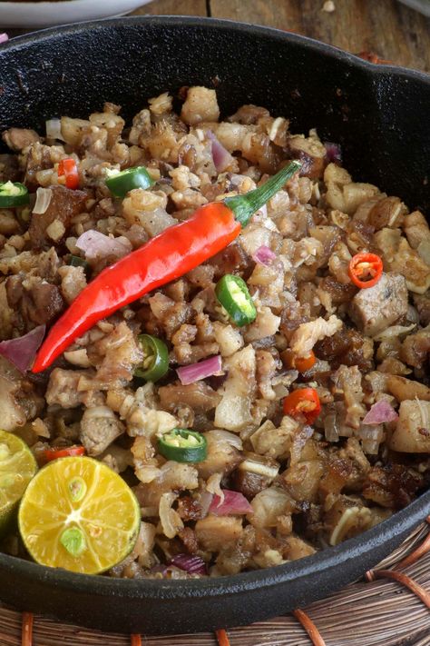 Special Pork Giniling Recipe - Foxy Folksy Pork Sisig Recipe Filipino Food, Malunggay Pandesal, Ulam Pinoy Filipino Recipes, Sylvanas Recipe, Japanese Siomai, Molo Recipe, Tuna Sisig, Lechon Paksiw, Bilo Bilo