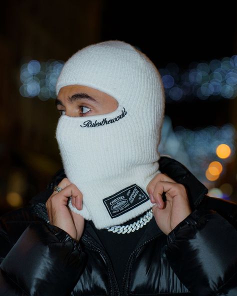 Ski Mask Design Ideas, Ski Mask Outfit Men, Big Palace, Durag Men, Estilo Drip, Mask Photoshoot, Boy Blurred Pic, Mask Style, Streetwear Winter