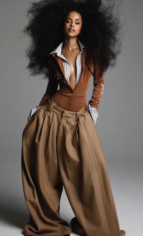 Tyla Outfits, Hair Campaign, Museum Outfit, Casual Chic Outfits, V Magazine, African Girl, Afro Hair, Victoria Secret Fashion, Victoria Secret Fashion Show