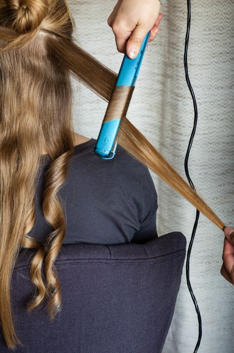 Lynden Hairstylist | Basic Straightner Curls with Kyla Straightener Curls, Curls With Straightener, Easy Updos For Long Hair, Curl Hair With Straightener, Curls For Long Hair, Long Face Hairstyles, Face Shape Hairstyles, Braided Hairstyles Easy, Long Blonde Hair