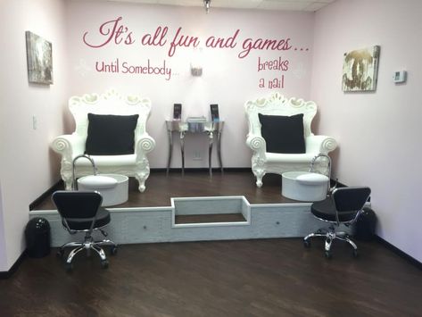 Pedicure station at the Wink Lash and Beauty Bar LOFT Pedicure Station Designs, Pedicure Station Ideas, Beauty Salon Interior Design Ideas, Salon Decorating, Salon Interior Design Ideas, Pedicure Station, Salon Design Ideas, Nail Salon Interior Design, Beauty Salon Interior Design