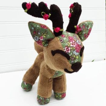 Deer Plushie Sewing Pattern (PlushieWhimsies) | Craft Resource Wiki | Fandom Reindeer Sewing Pattern Free, Moose Sewing Pattern, Deer Sewing Pattern, Deer Plush Pattern, Moose Stuffed Animal Sewing Pattern, Deer And Doe Sewing Patterns, Stuffed Deer, Deer Stuffed Animal, Deer Plush