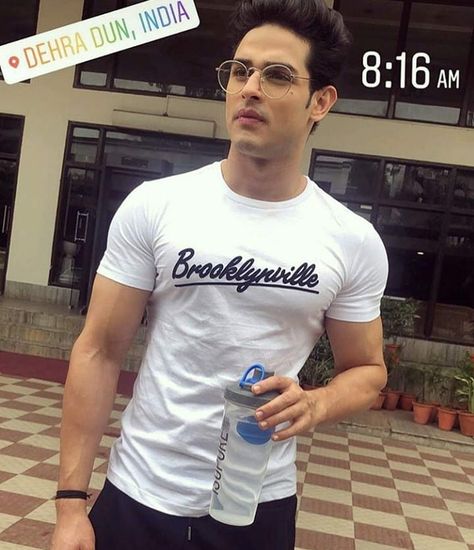 Hot priyank Sharma Utkarsh Sharma Wallpaper, Priyank Sharma, Abhishek Sharma, Priyank Sharma Photoshoot, Subhi Sharma, Style Icons, Mens Graphic, Mens Graphic Tshirt, Mens Tshirts