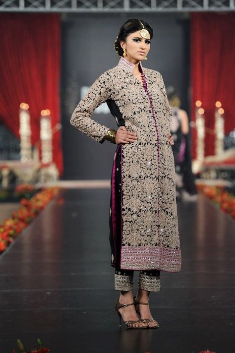 Women's Sherwani style suit Sherwani Suits For Women, Sherwani Style Suits For Women, Sherwani For Women, Women Sherwani, Wedding Suits Ideas, Asian Attire, Suits Ideas, Mom Clothes, Groom Suits