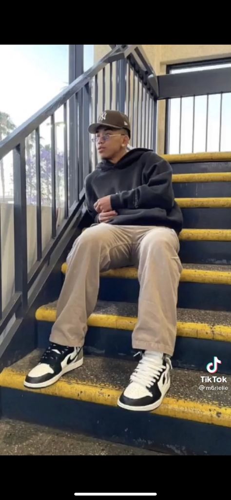 Bay Area Outfits Men, Bay Area Outfits, Teen Streetwear, Street Style Boy, Bay Area Fashion, Laid Back Outfits, Outfits Men Streetwear, First Day Outfit, College Guys