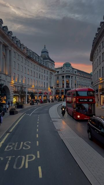 Taylor Swift August, Regent Street London, August Taylor, Regent Street, London Photographer, Visit London, London Life, London Uk, Make Your Day