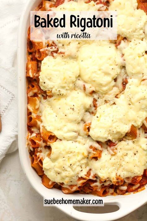 Baked Rigatoni with Ricotta combines lean turkey sausage, rigatoni pasta, homemade marinara sauce, and ricotta cheese. This simple pasta dish is creamy and delicious and will be a hit with the whole family! Baked Rigatoni With Ricotta, Sausage Rigatoni Pasta, Crunchy Pasta, Apple Streusel Cake, Ricotta Pasta Bake, Homemaker Recipes, Sausage Rigatoni, Rigatoni Recipes, Creamy Risotto