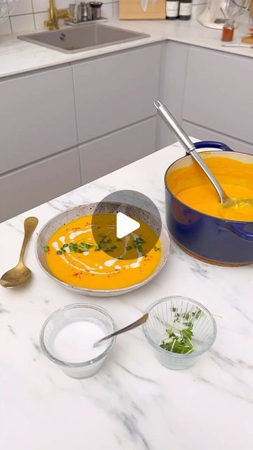 Géraldine Leverd on Instagram: "To be honest, I’m not a big fan of carrot soup 🥕, but this carrot ginger coconut soup recipe has completely changed my mind. 🤗  The sweet carrots combine beautifully with the spicy ginger. Many recipes call for lemon or lime juice to balance the sweetness and add some acidity, but substituting orange juice takes this simple soup to the next level! 👌🧡  📌 Carrot, Ginger and Coconut Soup Full recipe (and tips 👌) in my blog. Link in my bio.    🇫🇷 Velouté de carottes, gingembre et lait de coco Recette en français sur mon blog. Lien en bio.    🇩🇪 Möhrensuppe mit Ingwer und Kokosmilch  Rezept auf Deutsch auf mein Blog. Link in Bio.  #carrot  #carrotsoup #coconutsoup #ginger #wintersoup #velouté #veloutedelegumes #möhren #möhrensuppe #wintersuppe #veganre Carrot Ginger Coconut Soup, Coconut Soup Recipes, Sweet Carrots, Simple Soup, Sweet Carrot, Homemade Soup Recipe, Coconut Soup, Carrot And Ginger, Carrot Soup