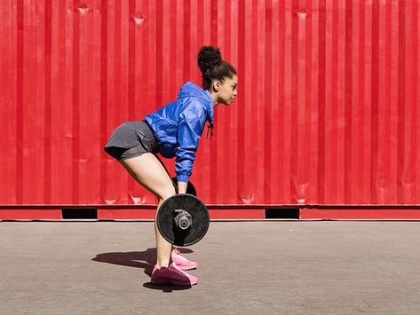 10 Deadlift Alternatives Without Pain: Bodyweight, Dumbbells, and More Deadlift Form, Barbell Deadlift, Anaerobic Exercise, 15 Minute Workout, Workout Splits, Barbell Workout, Muscles In Your Body, Increase Metabolism, Workout Schedule