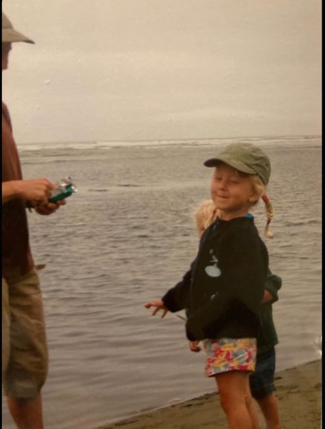 Surf Family Aesthetic, Family At Beach Aesthetic, Coastal Family Aesthetic, Granola Family Aesthetic, Granola Kids Aesthetic, Granola Baby Aesthetic, Coastal Mom Aesthetic, Granola Beach Aesthetic, Beach Granola Aesthetic