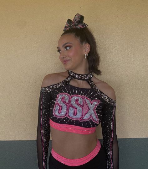 Ryan Cummings, Cheer Extreme, Cheer Picture Poses, Cute Cheerleaders, All Star Cheer, Competitive Cheer, Cheer Uniform, Cheer Outfits, Cheer Pictures