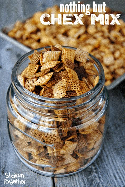 Chex Cereal Recipes, Cereal Squares, Chex Party Mix Recipe, Chex Recipes, Puppy Chow Chex Mix Recipe, Chex Mix Puppy Chow, Spiced Butter, Chex Cereal, Cereal Snacks