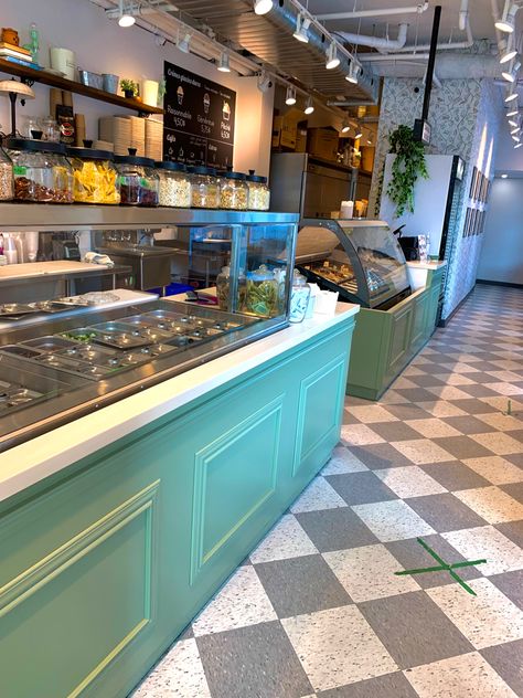 Turquoise Cafe, Blue Coffee Shop, Green Plants Aesthetic, Sea Green Colour, Plants Aesthetic, Sea Green Color, Coffee Making, Blue Coffee, Aesthetic Decor