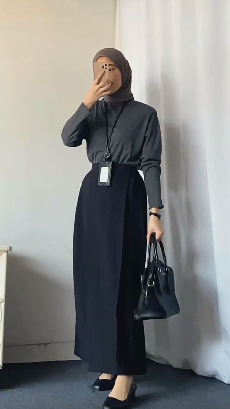 Office Outfits Women Hijab, Modest Work Outfits, Office Outfits Women Casual, Rok Outfit, Estilo Hijab, Look Office, Casual Work Outfits Women, Office Casual Outfit, Hijab Style Casual