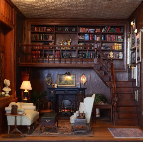 Miniature Library, Library Room, Dolls House Interiors, Miniature Rooms, Home Libraries, Everything But The House, Dream House Interior, Miniature House, Home Library