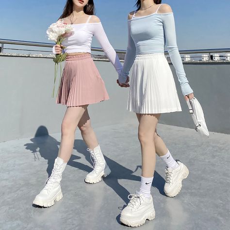 black-up kfashion korean fashion Bff Matching Outfits, Cute Korean Fashion, Matching Outfits Best Friend, Best Friend Outfits, Bff Outfits, Kawaii Fashion Outfits, Korean Girl Fashion, Fashion Attire