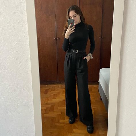 Turtle Neck With Dress, Black Turtle Neck Outfit, Black Belt Outfit, Black Turtleneck Outfit, Black Fall Outfits, Korean Pants, Black Turtle Neck, Turtleneck Outfit, Work Fits