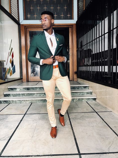 Emerald blazer with khaki chinos and Brown shoes Green Blazer Khaki Pants Men, Brown And Green Suit Men, Chino And Blazer Men Wedding, Mens Green Blazer Outfits, Chinos And Blazer Men, Khaki Blazer Outfit Mens, Khaki Pants Outfit Men Formal, Green Blazer Outfit Men, Khaki Outfit Men