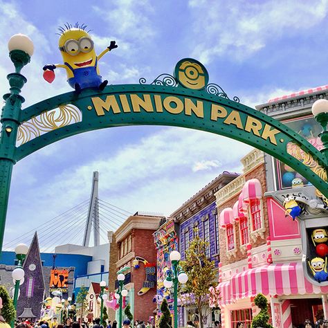 Universal Studios Rides, Universal Studios Orlando Trip, Yellow Minion, Minion Mayhem, Disney Universal Studios, Universal Parks, Universal Studios Florida, Universal Studios Japan, Universal Studios Orlando