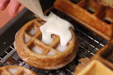 Wonut - Waffle Donut - Here's Where to Get Them - Thrillist Waffle Donuts, Yummy Waffles, God Exists, Waffle Iron Recipes, Cronut, Food Truck Business, Waffle Sandwich, Waffle Cake, Unique Desserts