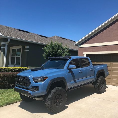 Toyocars Customs on Instagram: “‘18 Taco TRD Pro Cavalry Blue @bdssuspensions 6” coilover suspension @nittotire trail grapplers 35x12.5 with trd 17” rims @rigidindustries…” Blue Tacoma, Lifted Tacoma, Toyota Tacoma Lifted, Toyota Tacoma Mods, Tacoma Accessories, Tacoma Mods, Toyota Tacoma 4x4, Tacoma 4x4, 2017 Toyota Tacoma