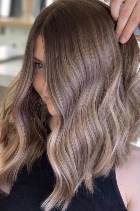 Light Ash Brown Hair, Cold Hair, Ombre Hair Color Ideas, Balayage Straight Hair, Beige Hair, Ash Hair Color, Hair Blond, Bronde Hair, Hair Color Streaks